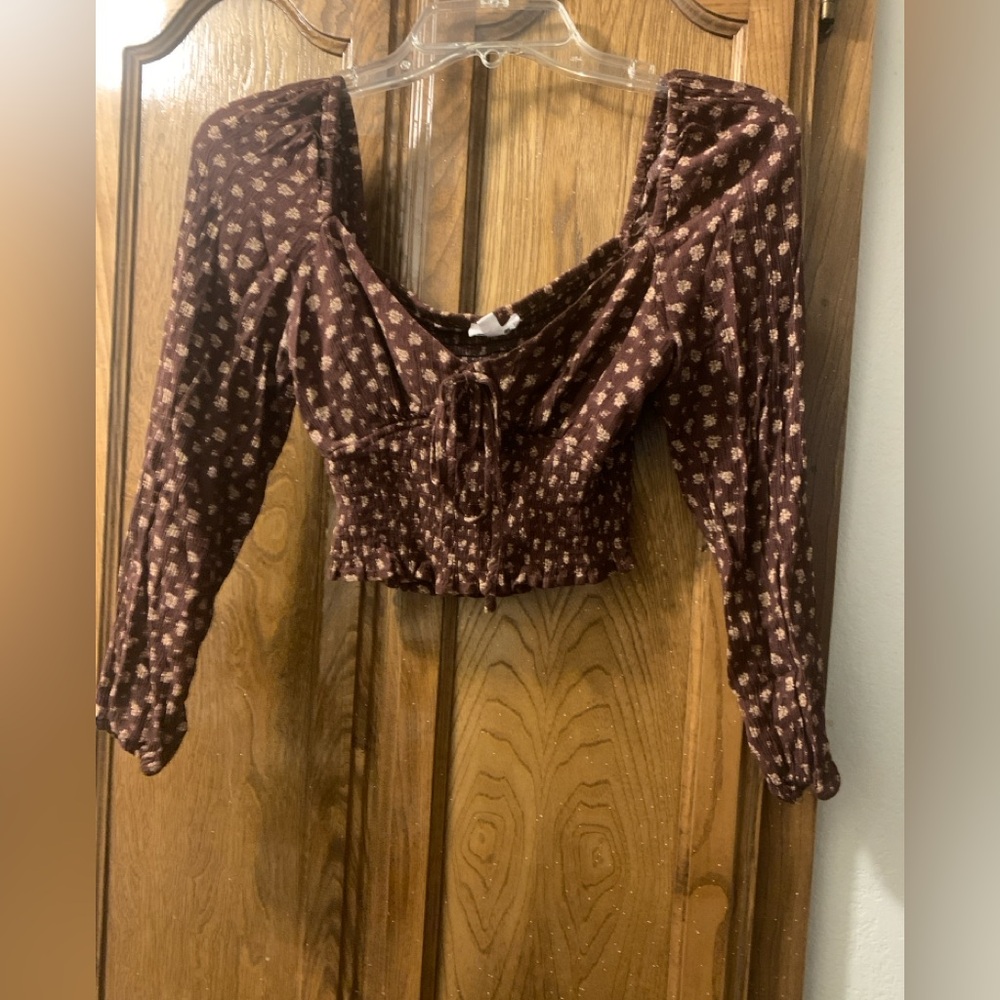 Two-Piece Set Le Lis Brown & White Puff Sleeve Crop Blouse & Mini Skirt - Small